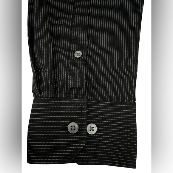 Mens Van Heusen Traveler Stretch Classic Fit No-Iron Button Down Size Medium M - Picture 3 of 8